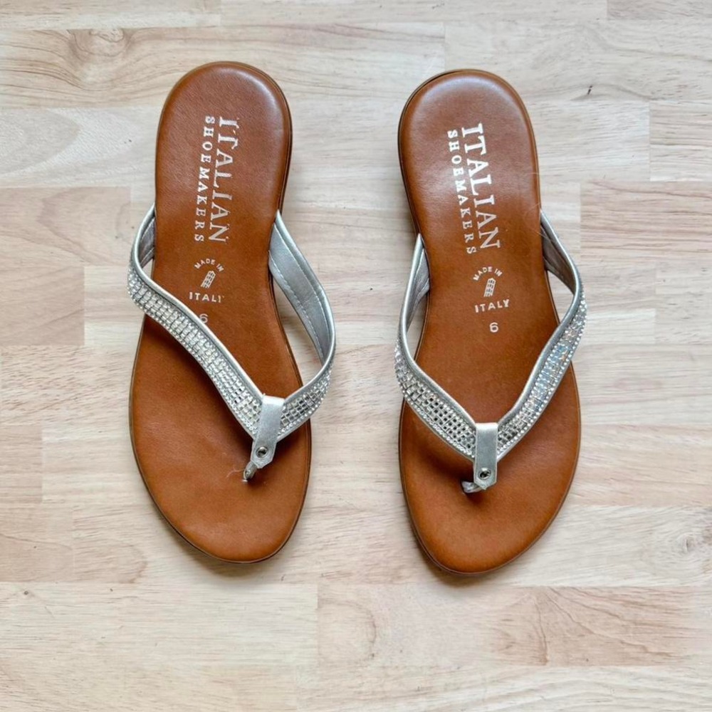 Italian Leather Rhinestone Flip Flop Size 6